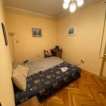 아파트 Nyari Szallas